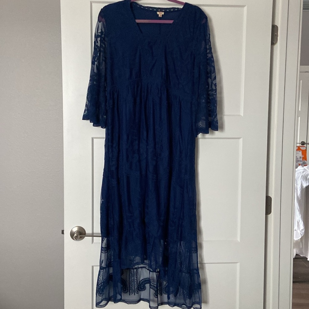 Reba Elegant Blue Lace dress - Picture 2 of 7